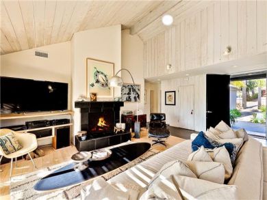 Malibu Luxury Vacation Home with Pool